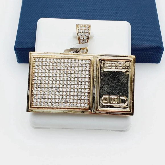 - "14K Gold Plated Cubic Zircon Pendant, EVBRS655 - Picture 11 of 11